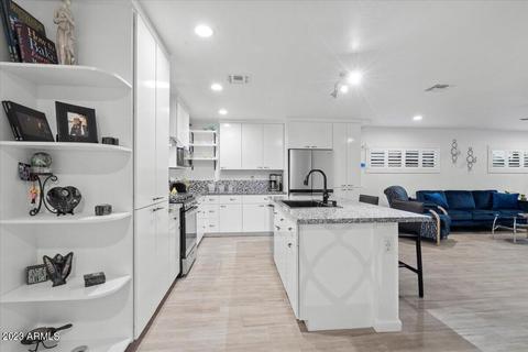 6706 N 14th Pl, Phoenix, AZ 85014 photo 9