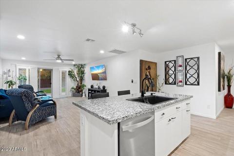 6706 N 14th Pl, Phoenix, AZ 85014 photo 10