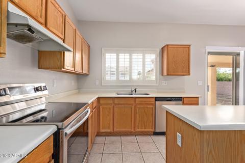 10249 E Capri Ave, Mesa, AZ 85208 photo 4