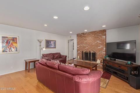 2010 E San Juan Ave, Phoenix, AZ 85016 photo 9
