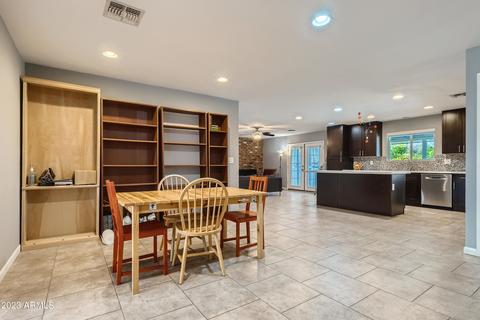 719 E Campus Dr, Tempe, AZ 85282 photo 9