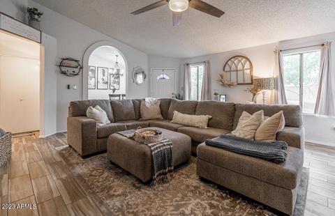 3145 E Kerry Ln, Phoenix, AZ 85050 photo 2