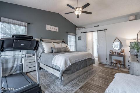 3145 E Kerry Ln, Phoenix, AZ 85050 photo 9