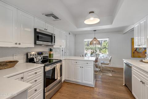 8 E Orangewood Ave, Phoenix, AZ 85020 photo 23