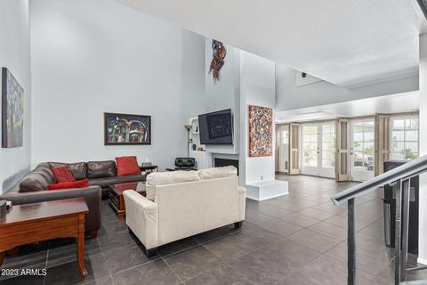 6533 N 10th Pl, Phoenix, AZ 85014 photo 3
