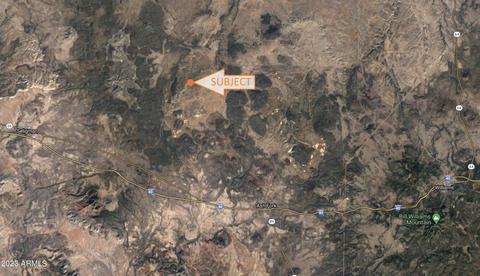 876 Wolf Rd #876, Ash Fork, AZ 86320