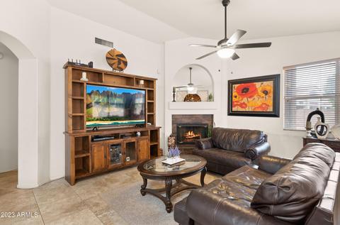 1550 E Cheyenne St, Gilbert, AZ 85296 photo 3