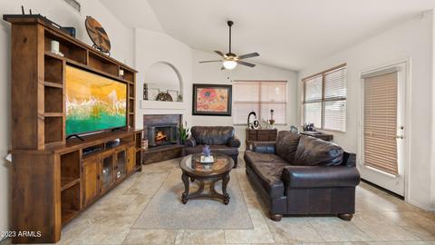 1550 E Cheyenne St, Gilbert, AZ 85296 photo 2