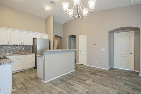 3542 E Crescent Way, Gilbert, AZ 85298 photo 10