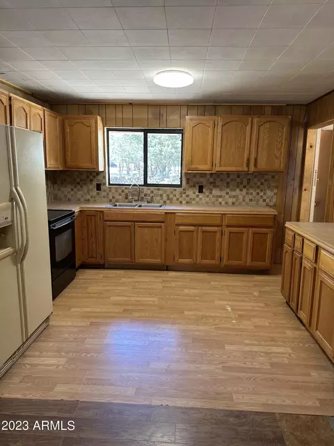 2838 Timber Trail Loop, Overgaard, AZ 85933 photo 8