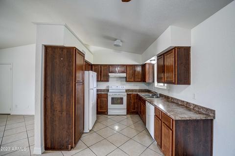 1810 S Coconino Dr, Apache Junction, AZ 85120 photo 9
