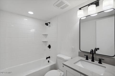4050 E Cactus Rd #104, Phoenix, AZ 85032 photo 18