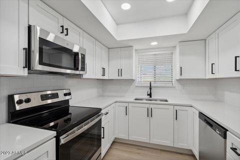 4050 E Cactus Rd #104, Phoenix, AZ 85032 photo 6