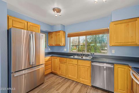 3433 E Waltann Ln, Phoenix, AZ 85032 photo 19