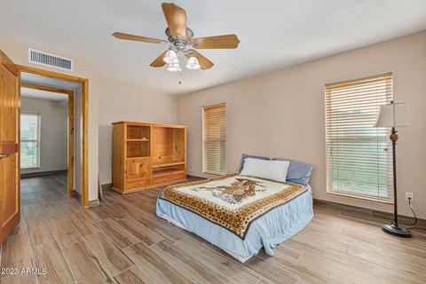 3433 E Waltann Ln, Phoenix, AZ 85032 photo 21
