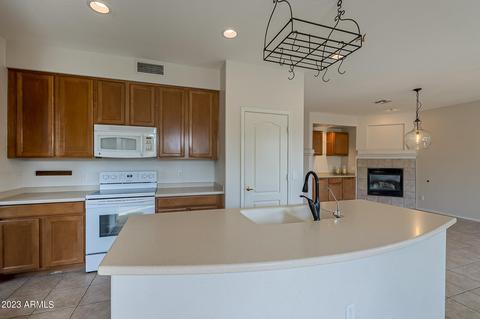 6613 W Tether Trl, Phoenix, AZ 85083 photo 9