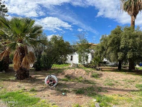 1050 E Medlock Dr, Phoenix, AZ 85014 photo 2