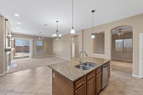 2683 E Blue Spruce Ln, Gilbert, AZ 85298 photo 9