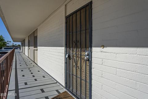 3737 E Turney Ave #208, Phoenix, AZ 85018 photo 2