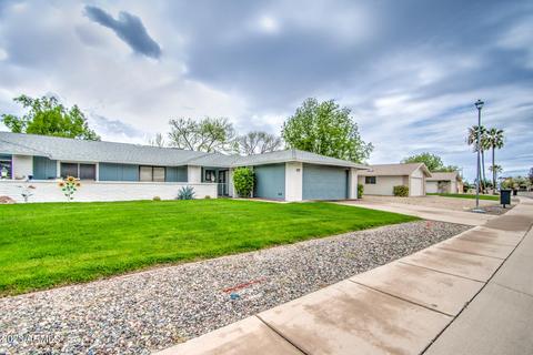21215 N Aurora Dr, Sun City West, AZ 85375