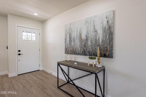 2542 E Christy Dr E, Phoenix, AZ 85028 photo 9