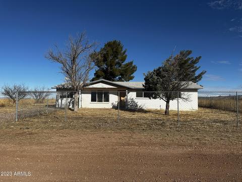 544 E Madrid St, Douglas, AZ 85607