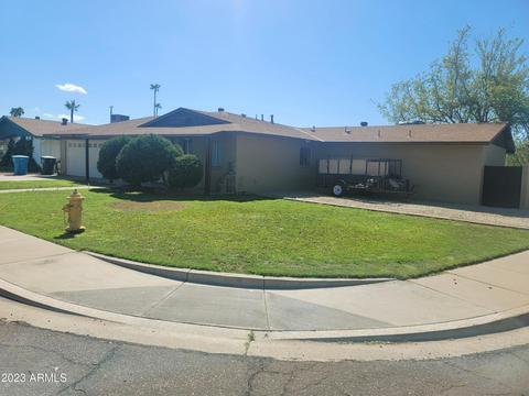 2429 W Laurel Ln, Phoenix, AZ 85029