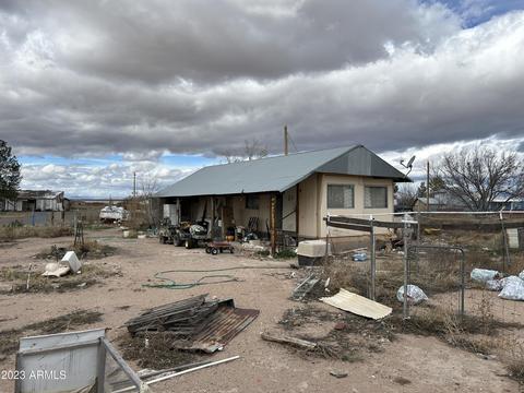 4180 W Spruce St, Elfrida, AZ 85610