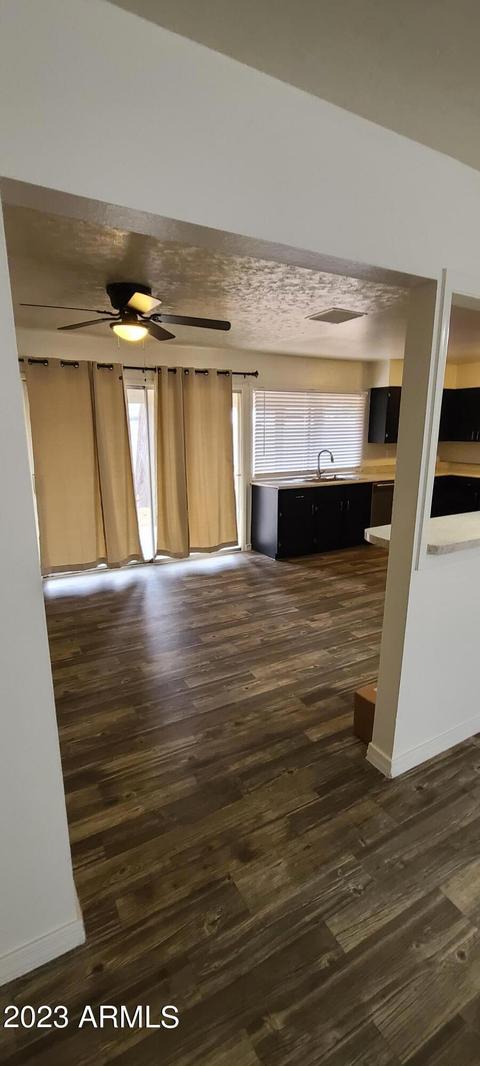 4107 E Nancy Ln, Phoenix, AZ 85042 photo 4