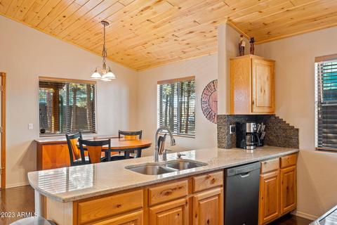 2713 High Pine Loop, Overgaard, AZ 85933 photo 12