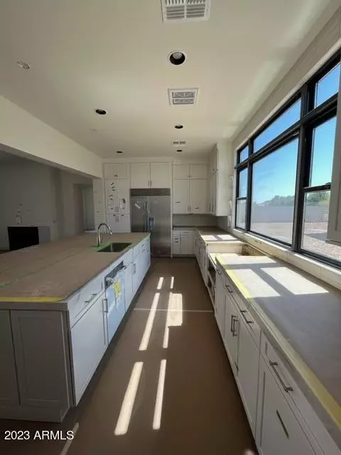 3927 E Ironside Ln, Gilbert, AZ 85298 photo 8