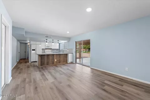 1369 S Ocotillo Dr, Apache Junction, AZ 85120 photo 9