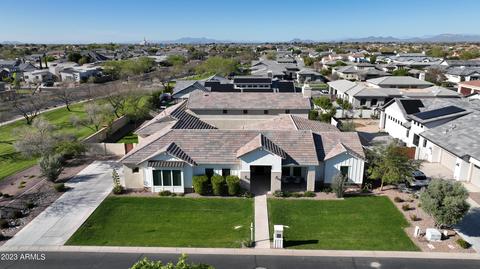 2714 E Kingbird Dr, Gilbert, AZ 85297 photo 2