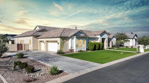 2714 E Kingbird Dr, Gilbert, AZ 85297 photo 1