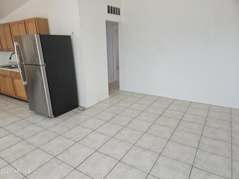 102 E Deasy Ln, Avondale, AZ 85323 photo 6