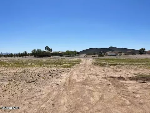 2 S Nnn S 361st Ave #-, Tonopah, AZ 85354