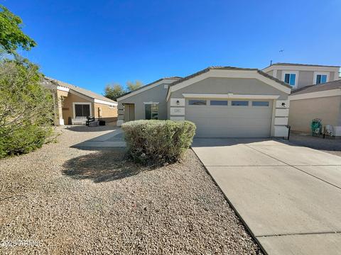 1061 E Christopher St, San Tan Valley, AZ 85140