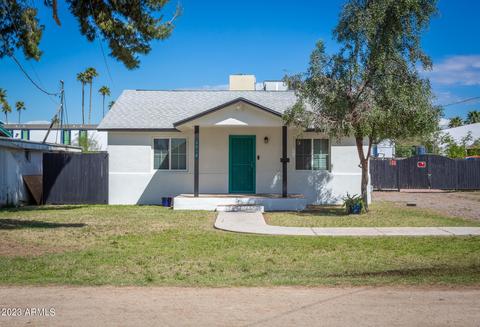 2318 E Curnow Dr, Phoenix, AZ 85016