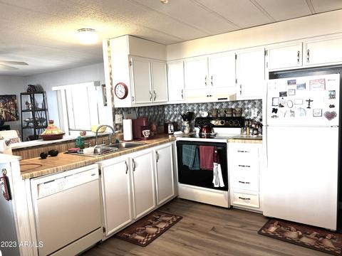 1804 W Tepee St #35, Apache Junction, AZ 85120 photo 4
