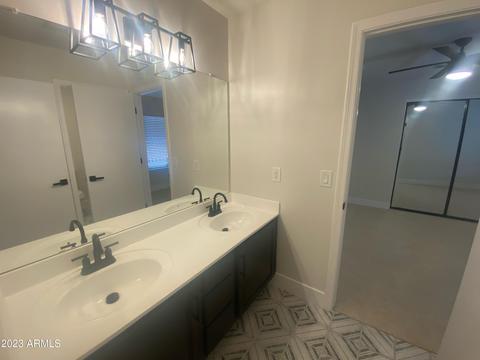 30 N Sahuaro Dr, Gilbert, AZ 85233 photo 14