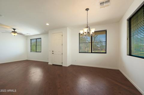 6837 S 7th Ln, Phoenix, AZ 85041 photo 8