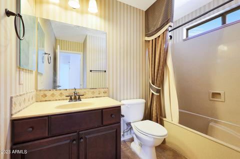 6837 S 7th Ln, Phoenix, AZ 85041 photo 19