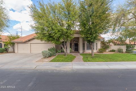 313 N Corrine Dr, Gilbert, AZ 85234