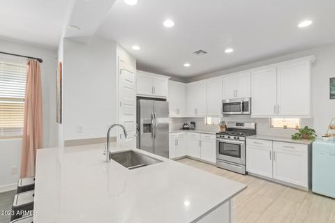 2721 S Prospector Point Rd, Apache Junction, AZ 85119 photo 3
