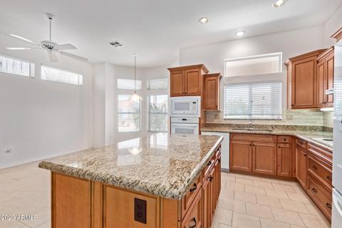 16027 W Heritage Dr, Sun City West, AZ 85375