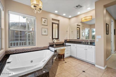 3824 Expedition Way, Phoenix, AZ 85050 photo 35
