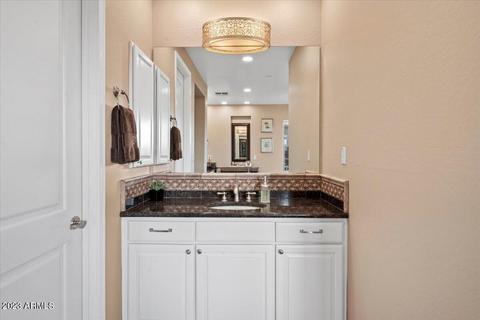 3824 Expedition Way, Phoenix, AZ 85050 photo 38