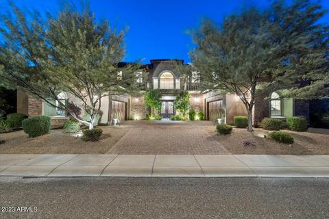 3824 Expedition Way, Phoenix, AZ 85050