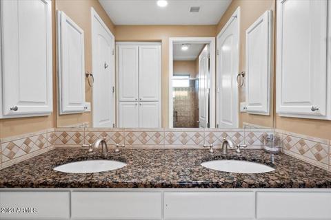 3824 Expedition Way, Phoenix, AZ 85050 photo 44
