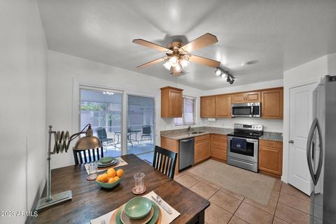 2633 W Hawks Eye Ave, Apache Junction, AZ 85120 photo 3